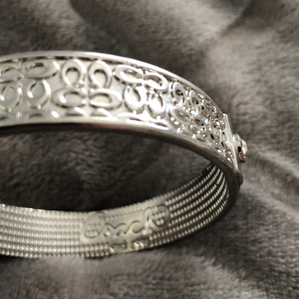 Coach silver bangle - Picture 3 of 3